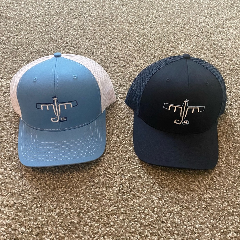 NWOT Richardson Set of 2 Light Blue & Navy Airplane Breathable Hats